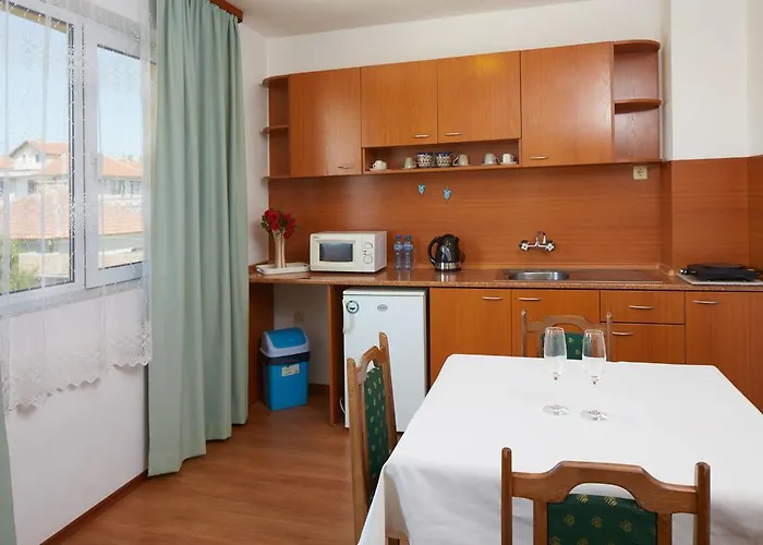 Sunrise 2* Равда